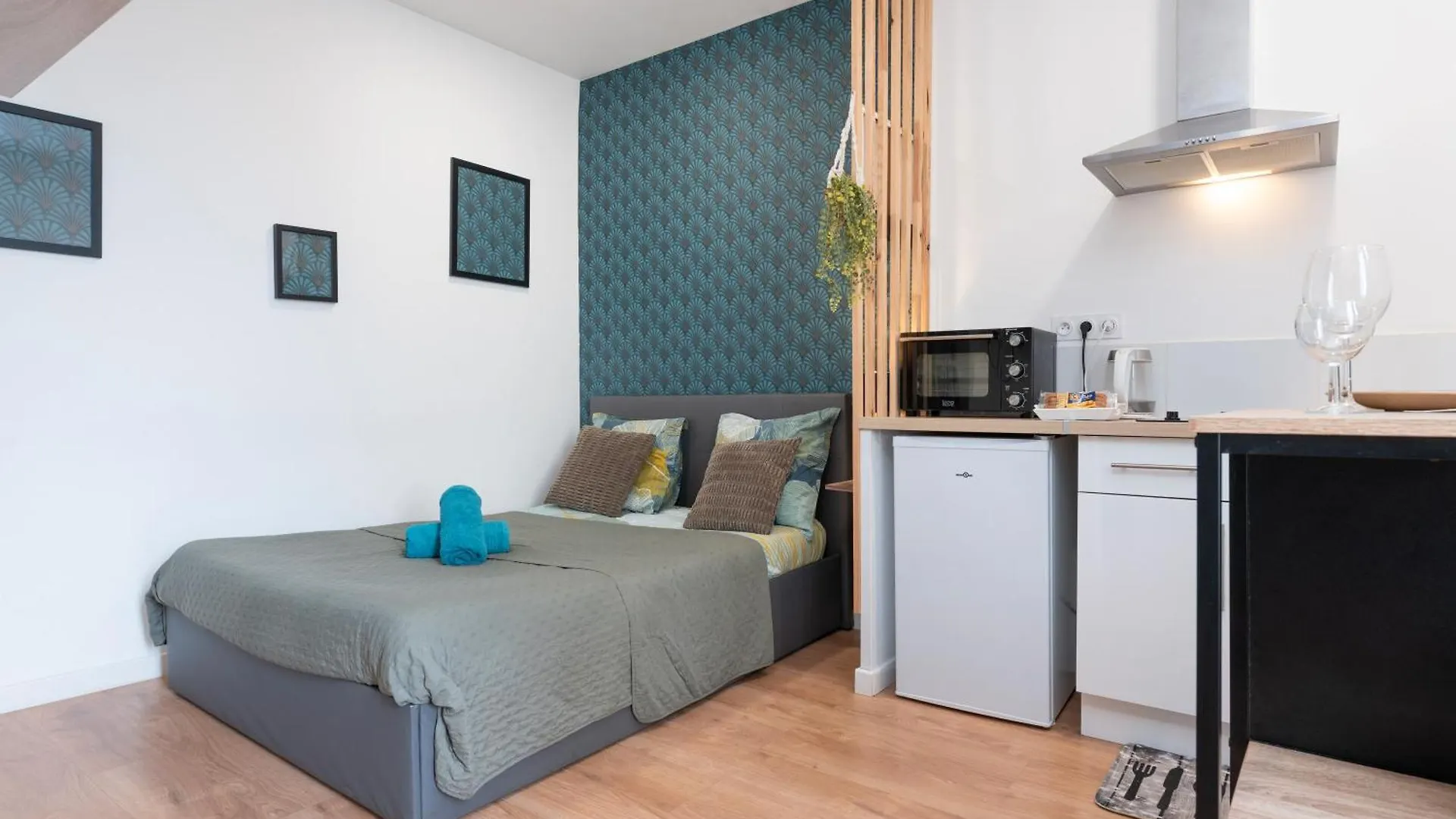 Studio - Centre - Gare - Fibre Lorient 0*,  France